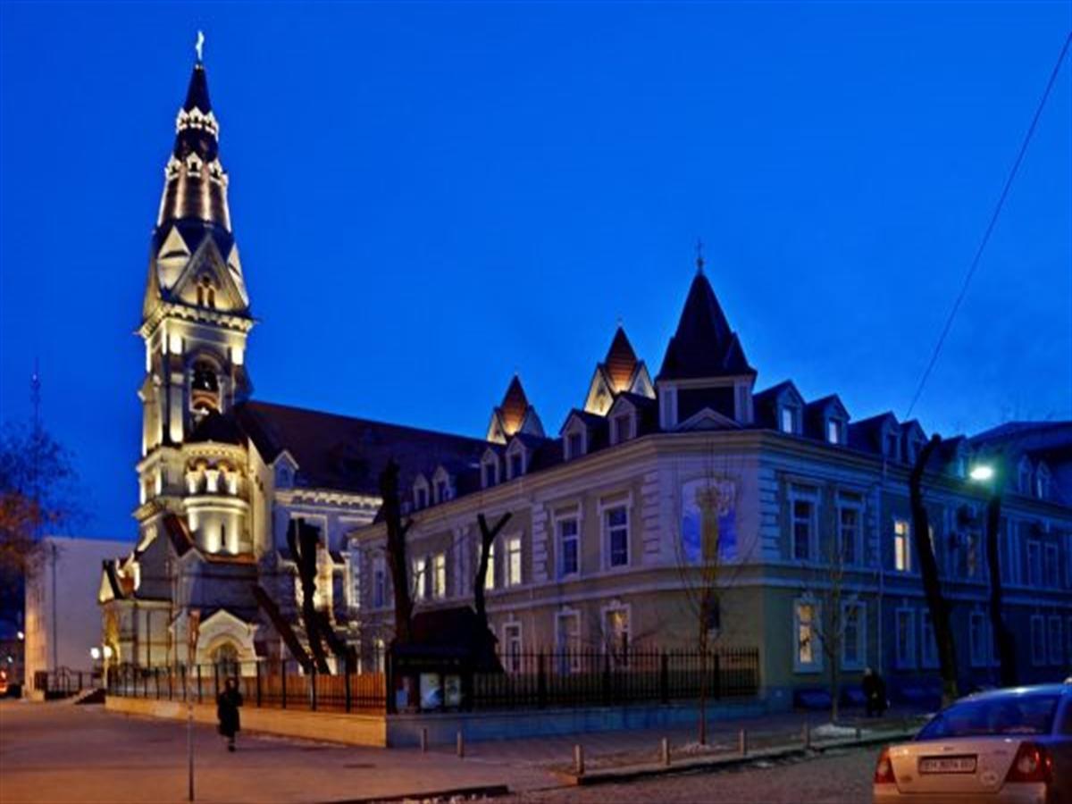 Отель Saint Paul Odessa Экстерьер фото